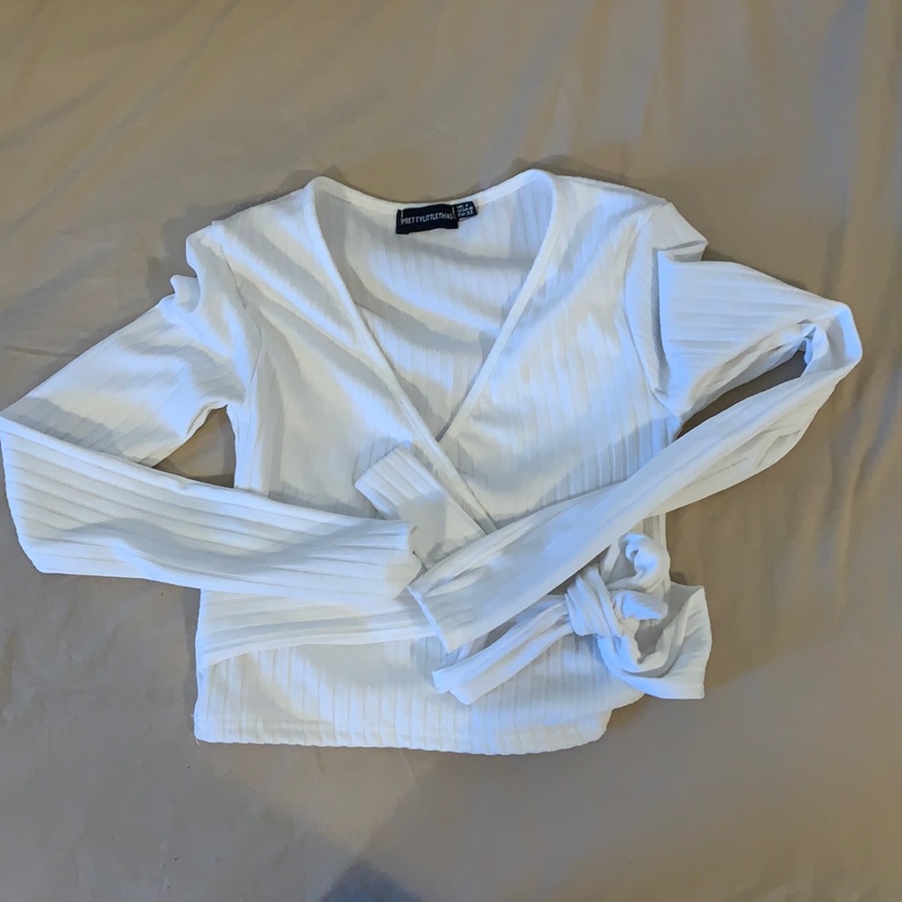 Pretty little thing wrap crop top